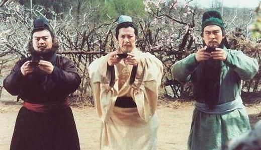 关羽的11个故事讲述 关羽简介资料性格特点分析【组图】