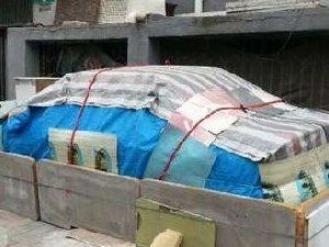 车包裹的额这么严实 豪车吗