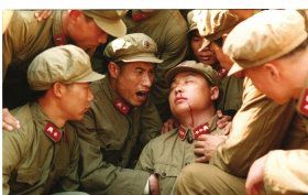 雷锋是怎么死的原因揭秘（图片+视频