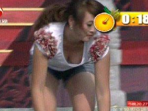 男生女生向前冲走光图片合集大全