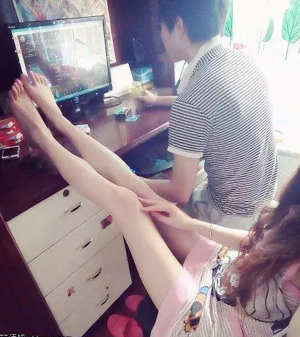 这么美的腿，居然无动于衷！