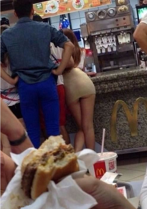 这汉堡还是不错的