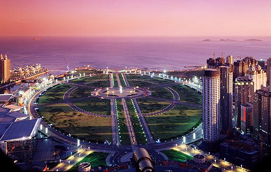 世界最大的广场是什么 名字叫什么在哪里