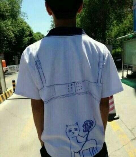 还记得咱们曾经的校服吗 各种恶搞图片