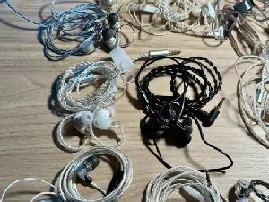 有线耳机被淘汰10年翻红 为什么呢？