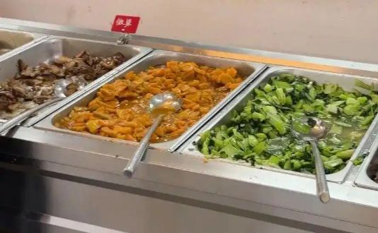 6元现炒自助餐会亏本吗？要的就是良