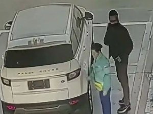 男子开路虎加油500元逃单 太丢人了